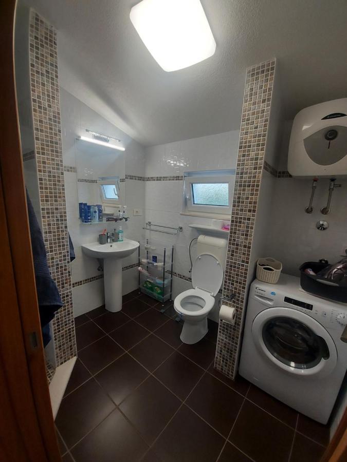 Dk Apartments Krasici 티바트 외부 사진