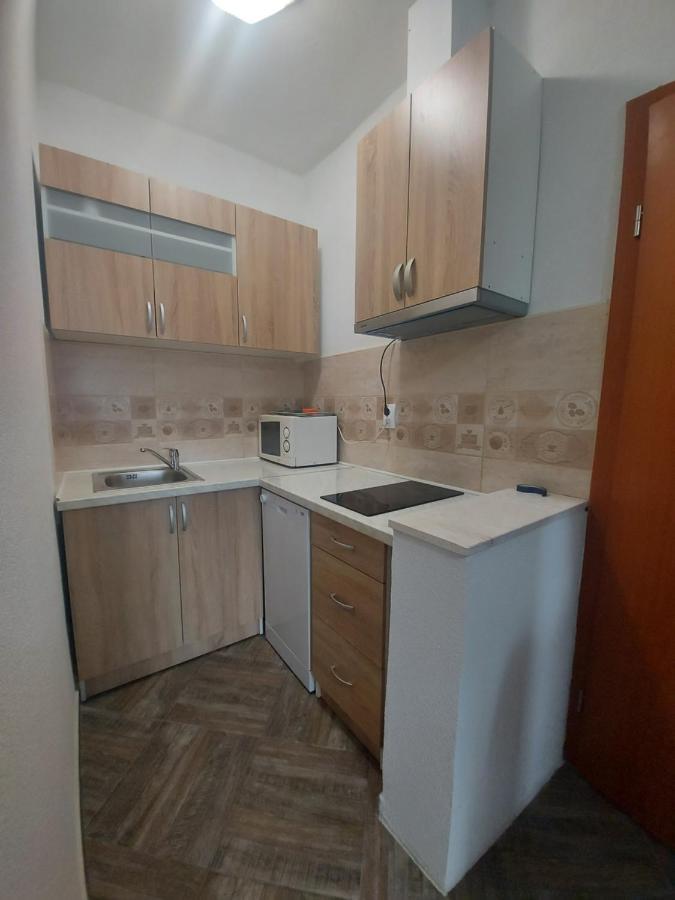 Dk Apartments Krasici 티바트 외부 사진