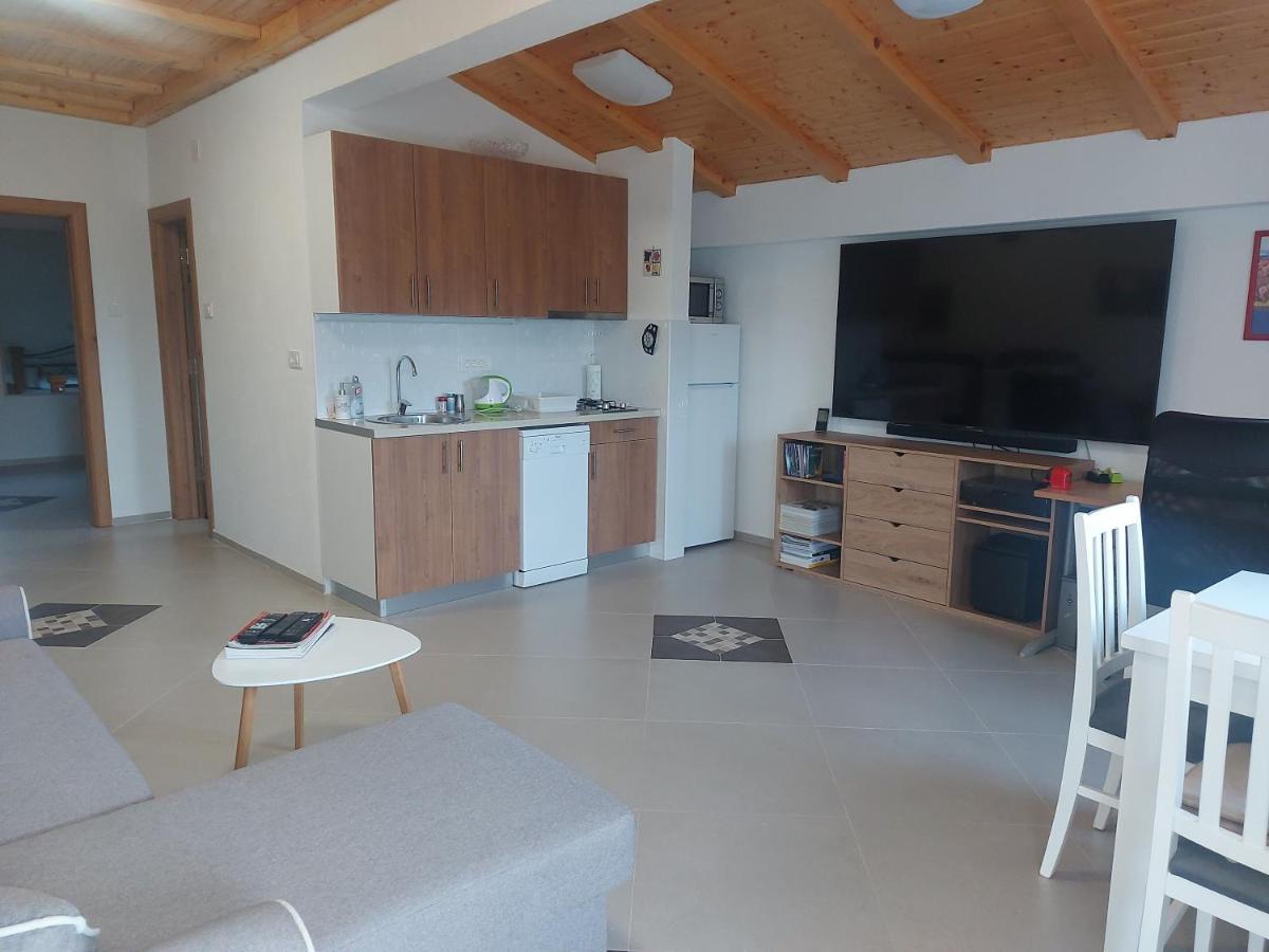 Dk Apartments Krasici 티바트 외부 사진