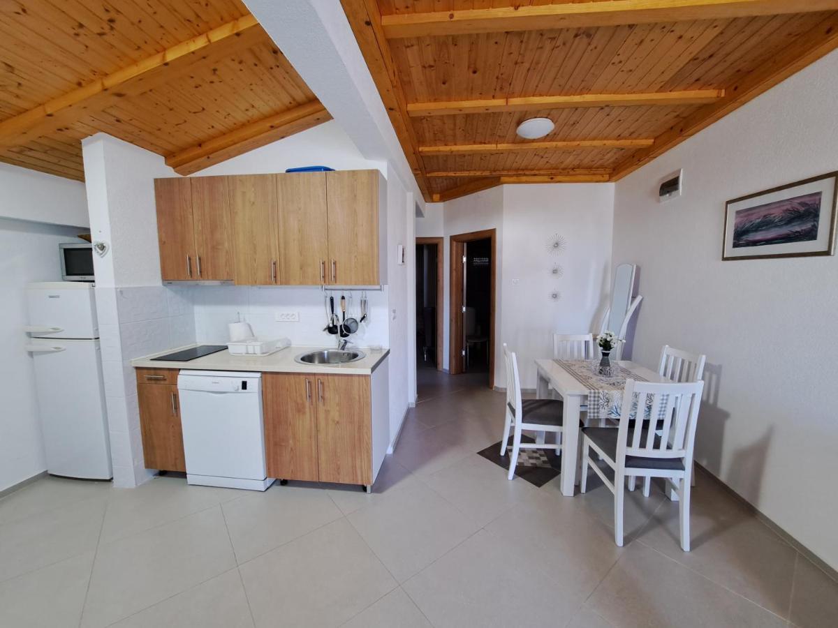 Dk Apartments Krasici 티바트 외부 사진